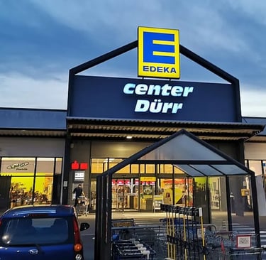 EDEKA Kemper opens new supermarket in Wesselburen with modern layout and local focus. | Image: © Tri