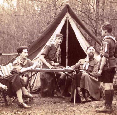 l'héritage du père sevin manifesté par sa présence dans un camp en pleine nature 