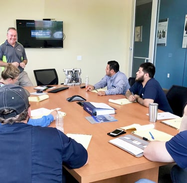 навчання консультантів сервісу