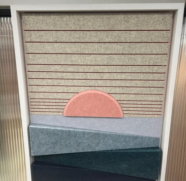 Akustinės dekoratyvinės panelės rėmeliuose DECOSONA su individualiai išpjaustomais raštais