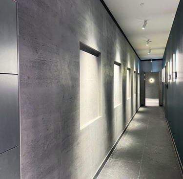 Mineralinis akmuo DECOSONA – unikalūs sienų paviršiai jūsų erdvėms