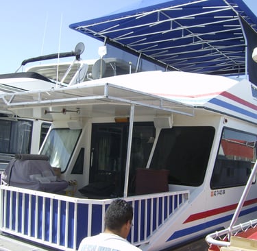 Houseboat Party Top with Sunscreens on the side.