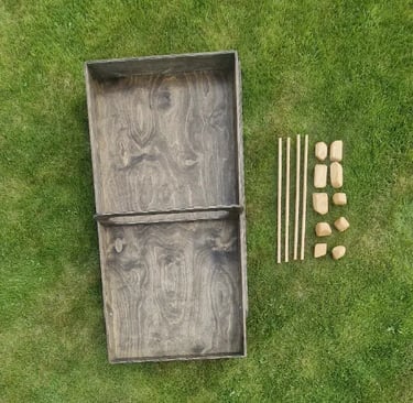 Samurajų lazdelės lauko žaidimas pagamintas Lietuvoje