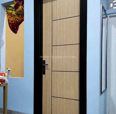 Pintu solid wood panel lapisan HPL 