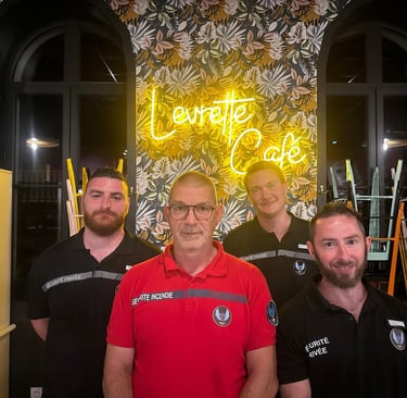 LEVRETTE CAFE CHATELLERAULT SECURITE
