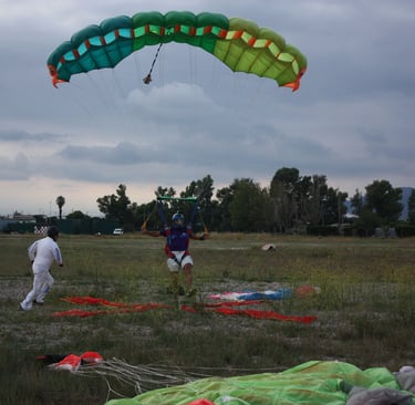 Los hay que tienen mira telescópica.