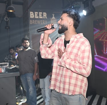 Parry Sidhu at Cafe Underpass