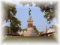 Derby Green - statue