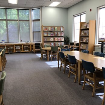Seymour public Library - Inside