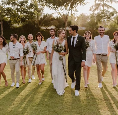 Bride, groom and wedding party photoshoot