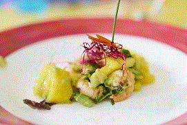 Salade de mangues, avocats, crevettes, vinaigre de coquelicots