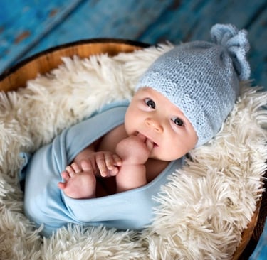 Book Newborn photoshoot Today!