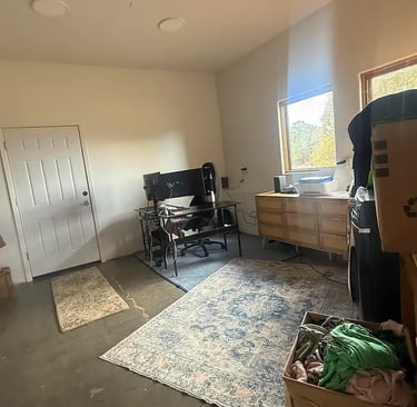 real estate photography Clutter distracts