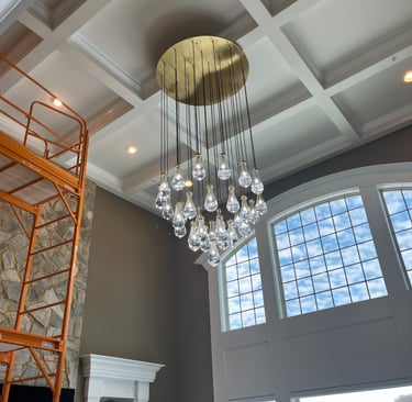 High-end chandelier with scaffold