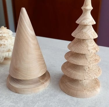 Sapins décoratifs, chêne et hêtre échauffé