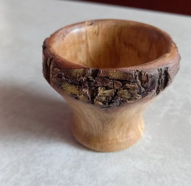 Gobelet avec écorce apparente