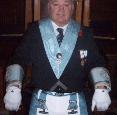 Redwood 100th Master Geoff Davis