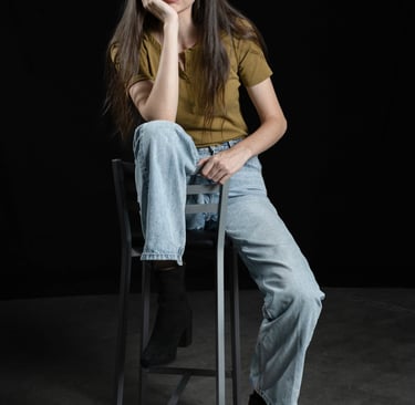 fotografía de estudio de una actriz posando para porfolio