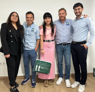 Una imagen de los dentistas biológicos con una participante