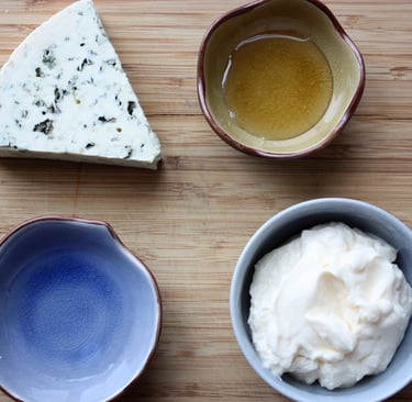 ingredients for blue cheese dip