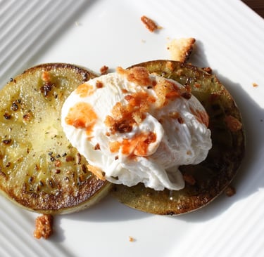 fried green tomato with poached egg