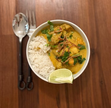 Burmese chicken curry with tumeric and sweet potatoes
