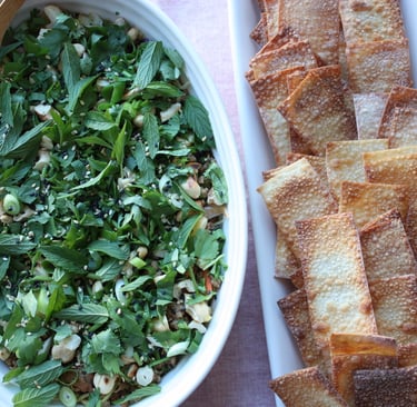 Best Thai dip ever and wonton chips