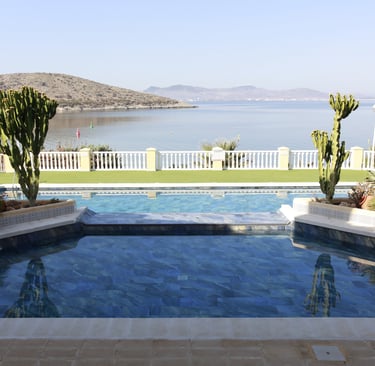 Vistas del MAr Menor desde piscina de Villas Romanas