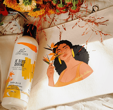 ffret de Noël Je Suis Divine avec soin capillaire 3-en-1 pour cheveux texturés et pochette en coton 