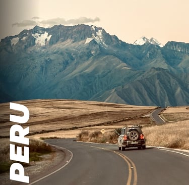 Nova Land Rover Defender na Expedição Peru, cortando o Vale Sagrado.