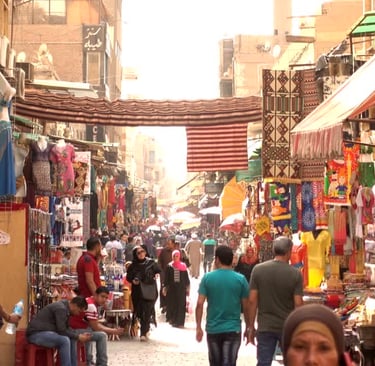 visita ao movimentado mercado Khan el-Khalili