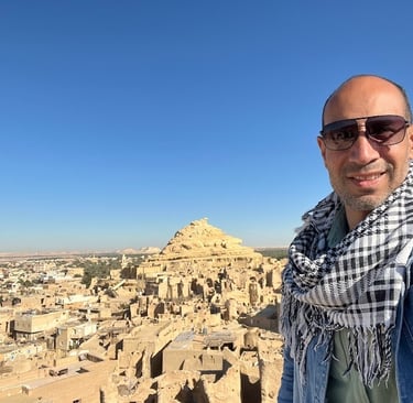 MONTANHA DOS MORTOS OASIS DE SIWA COM GUIA HADI EGITO