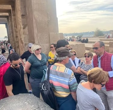 passeio no templo de kom ombo durante a navegando pelo Rio Nilo entre as cidades de Luxor e Aswan com guia Hadi