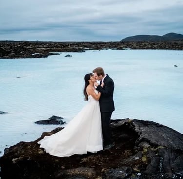 Wedding couple kissing in Iceland destination wedding