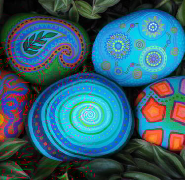 hand painted pebbles