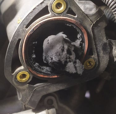 entrata collettore aspirazione di un'autovettura con la valvola egr 