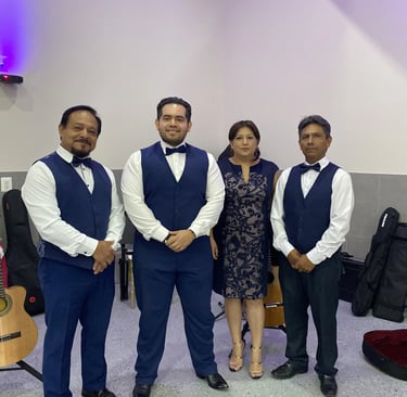 live music band group taking a group picture