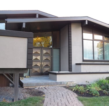 new stucco installation on modern residential home