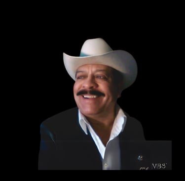 Pepe Lopez compositor de canciones del genero regional mexicano y editor de todo el contenido de est