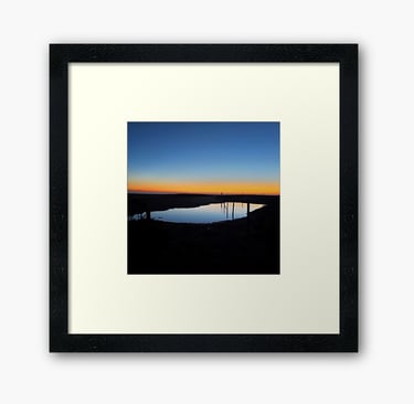 Fotografía de la naturaleza un amanecer y el reflejo en el agua