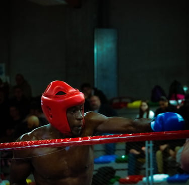 Compétition amateur de boxe thaï, Rouen.