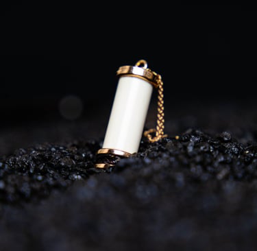Photo produit pour Albanu Monaco, Collier en poils de mammouth.