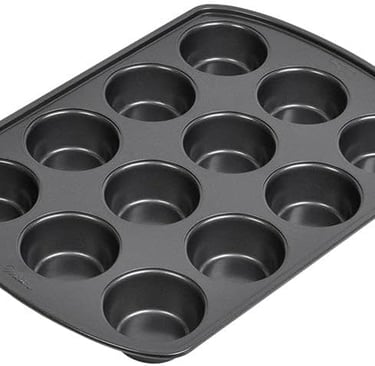 Wilton muffin pan or cupcakes