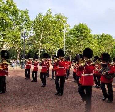 Valhalla Travel picture of Changing of the Guard in London St James Palace