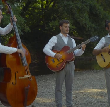 trio jamais deux sans trois