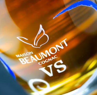 Gros plan sur bouteille cognac VS 