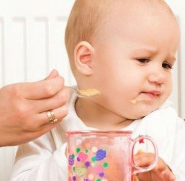 anak yang sedang susah makan