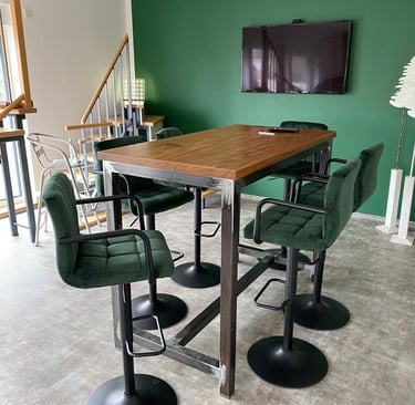 Ausstellungsraum Treppen