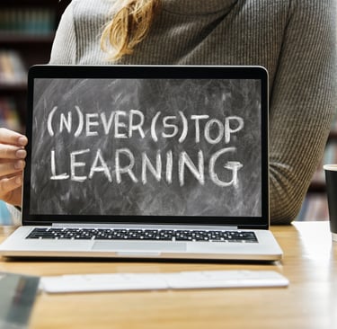 Welches erste digitale Produkt lohnt sich wirklich, wenn man mit Freilernen in Polen startet?