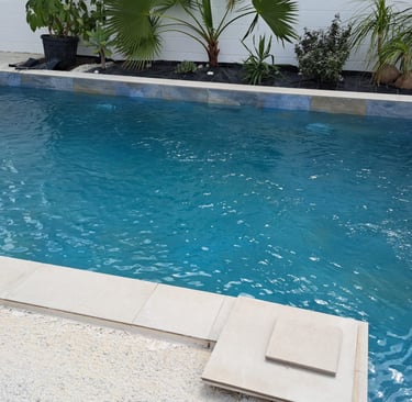 Luxury pool construction in La Marina by Aurea Luxe General Construction